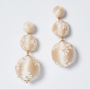 Ann Taylor straw wrapped floral ball earrings
